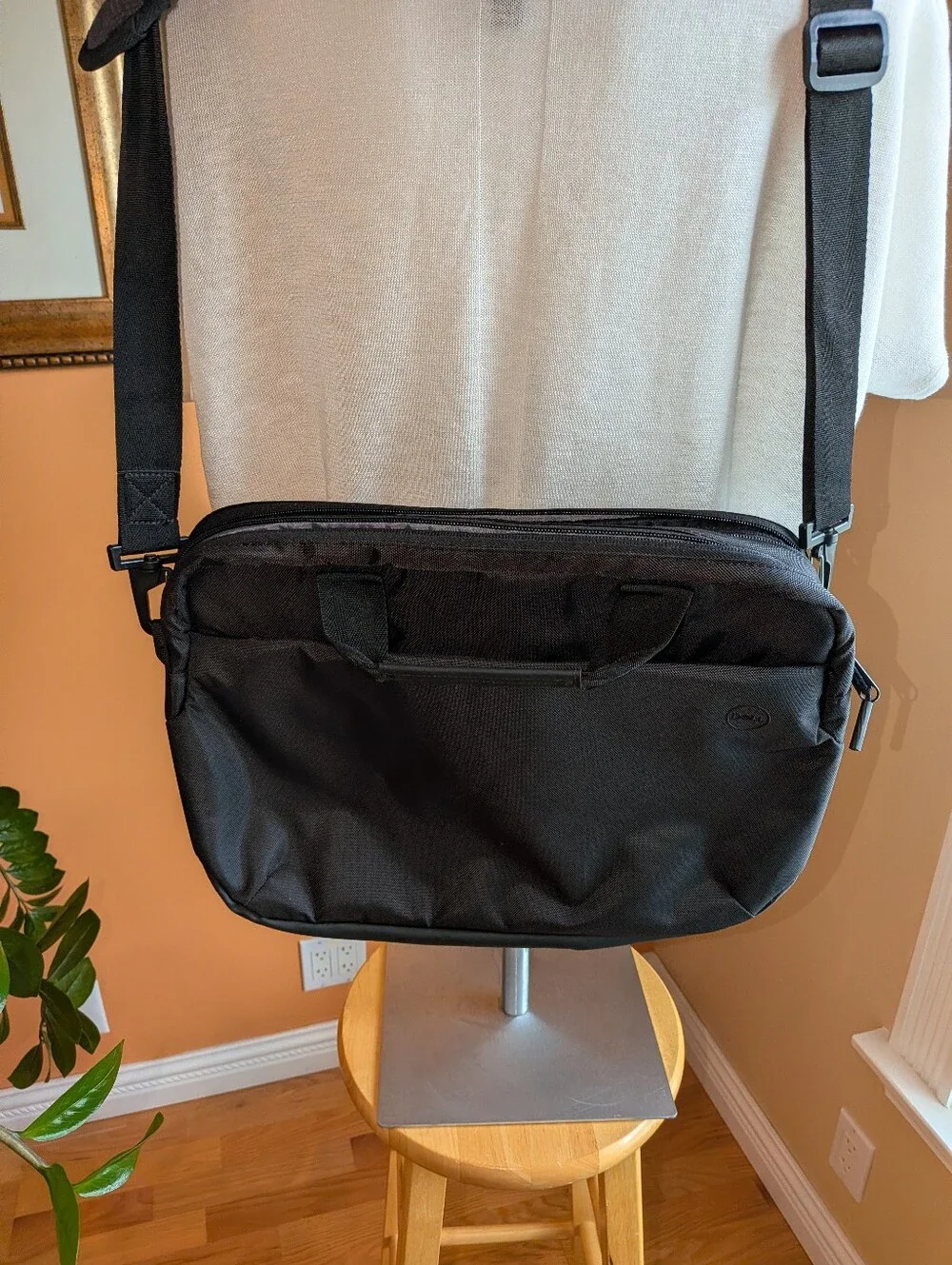 NEW Dell EcoLoop Pro Briefcase - Black